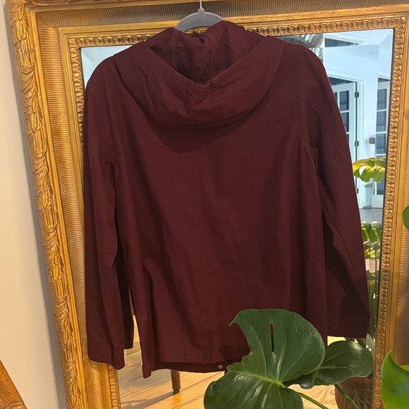 The North Face Burgundy Shipler jacket - Picture 6 of 10